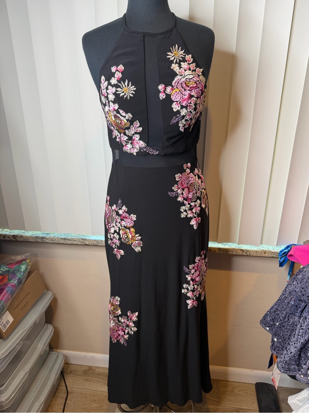Xscape black halter gown pink and metallic floral embroidery mesh cutouts SZ 10 - Picture 4 of 11